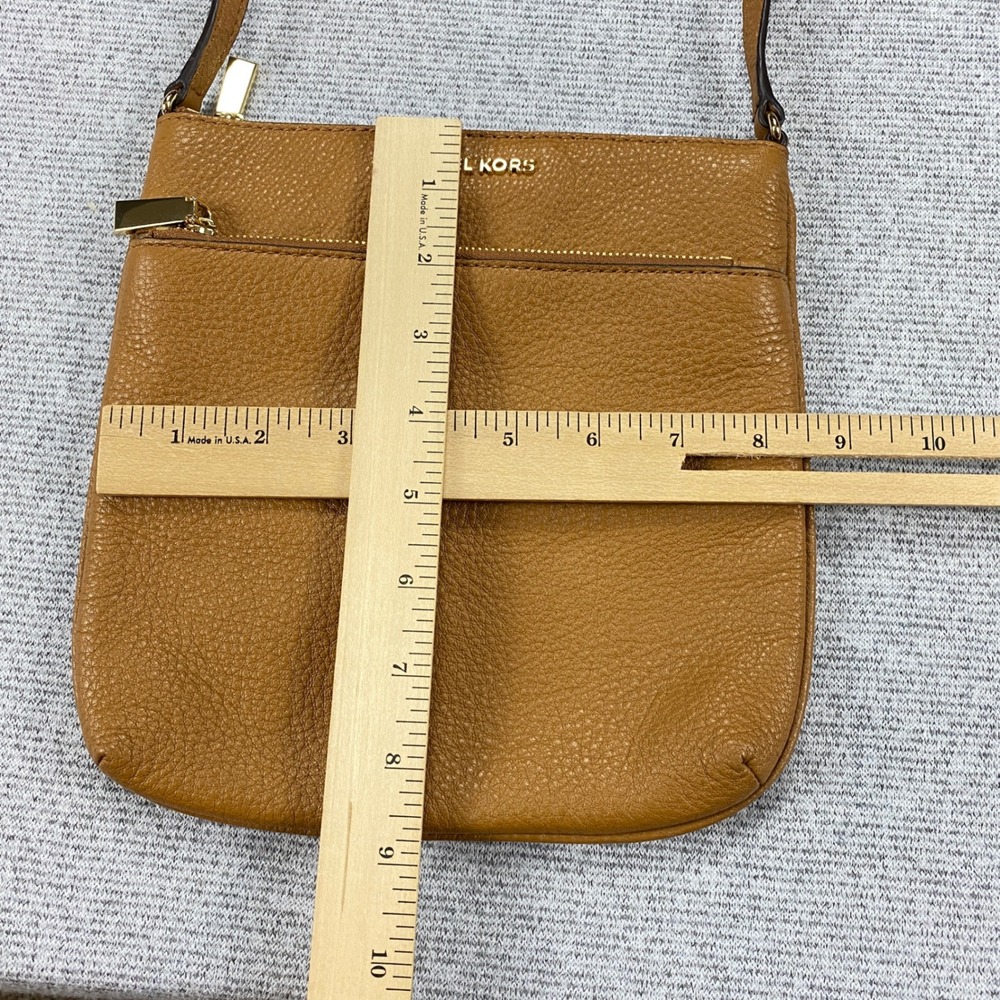 Michael Kors Pebbled Leather Crossbody Bag Yellow Gold Zip Front Pocket - Picture 11 of 14
